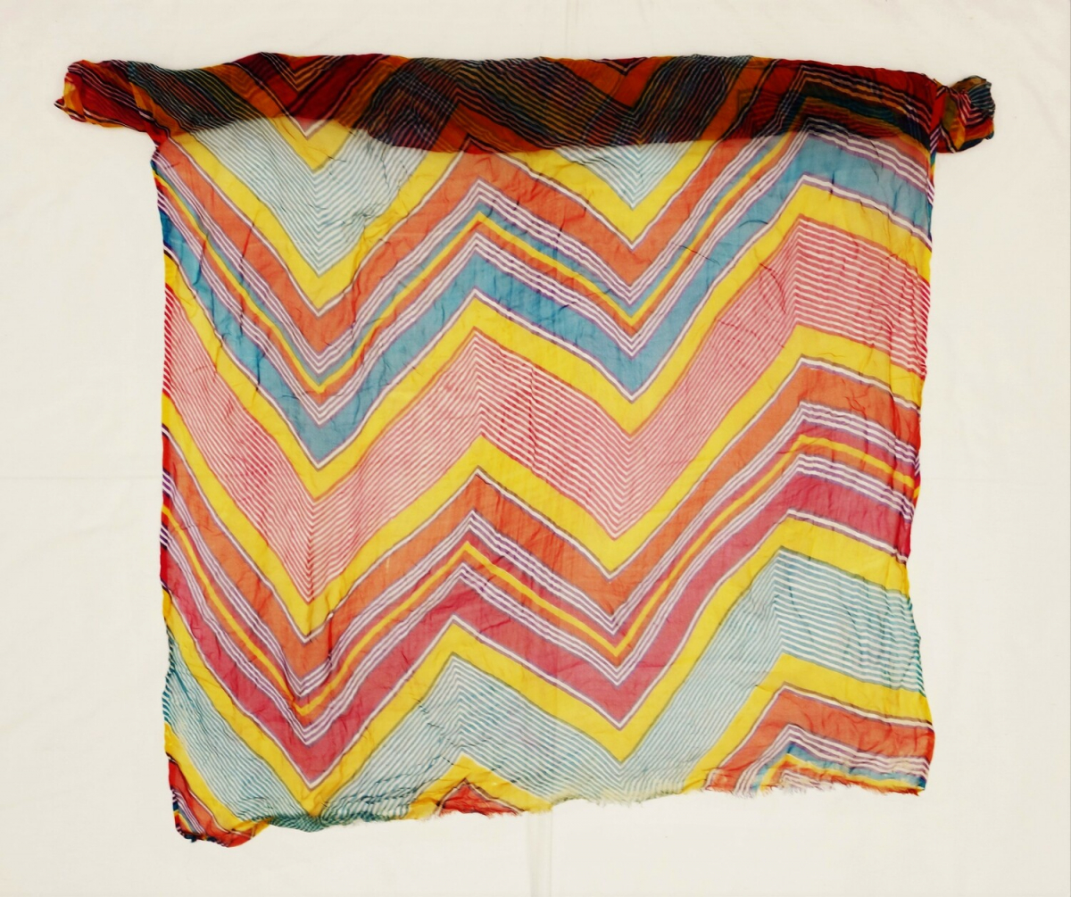 Leheriya cloth from Udaipur, Rajasthan, India, 1980.