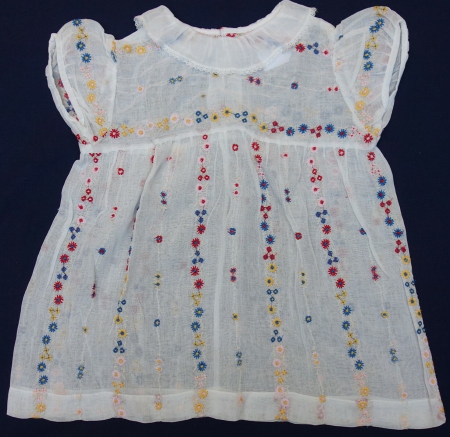 Child's dress made from an adult's garment. The Netherlands, 1940's.