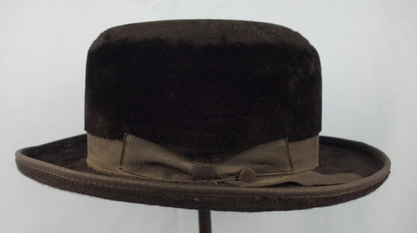 Hat for an orthodox Jew (Israel, late 20th century).