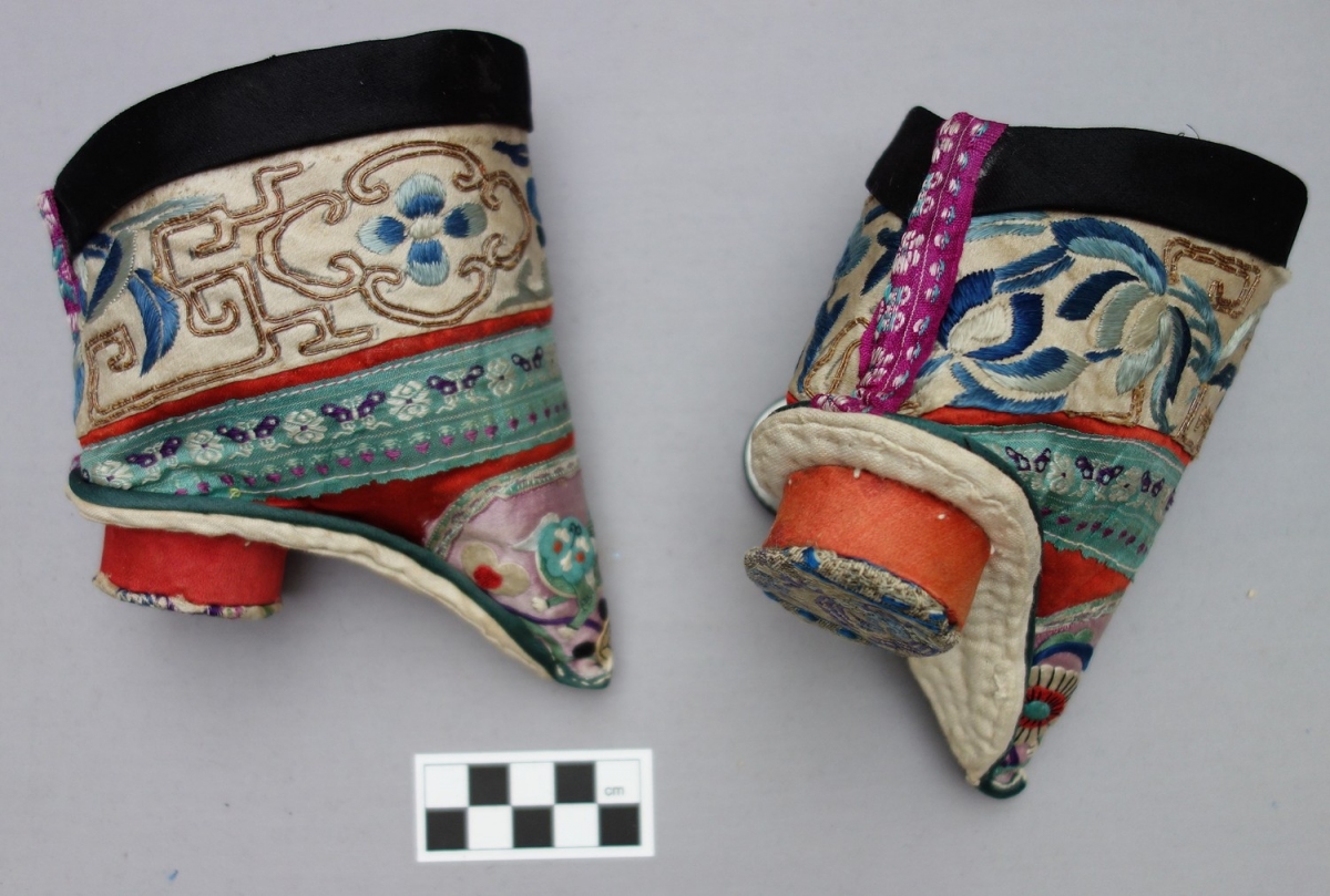 Pair of 20th century lotus shoes, possibly for the tourist market.