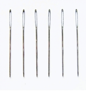 Set of tapestry needles.