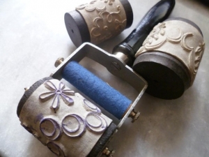 Embroidery printing roller.