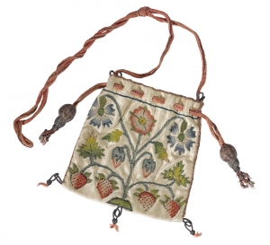 Embroidered purse, early 17th century, Britain.