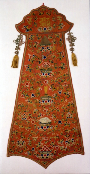 Decorative pendant, China, early 15th century.