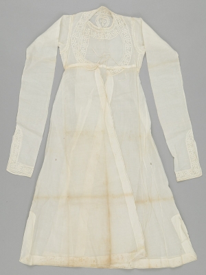 ngarkha coat of white muslin decorated with chikan work. Northern India, c. AD 1900.