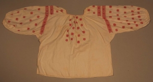 Embroidered woman's blouse from Russia, c. 1895-1910.