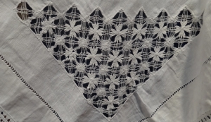 Example of needleweaving.