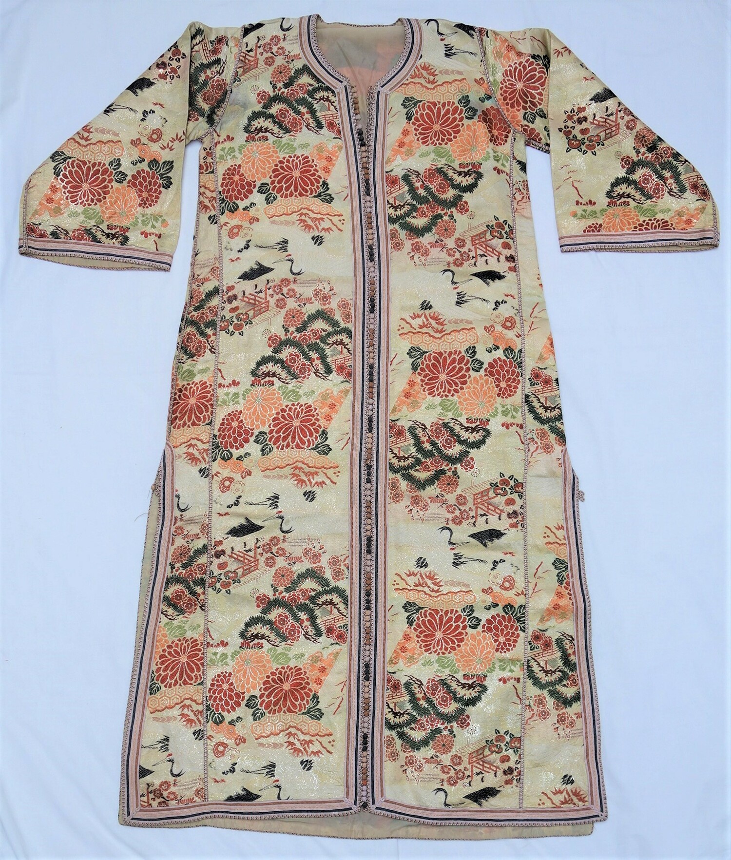 Moroccan woman's kaftan made from a Japanese obi, 1950s (TRC 2001.0074).