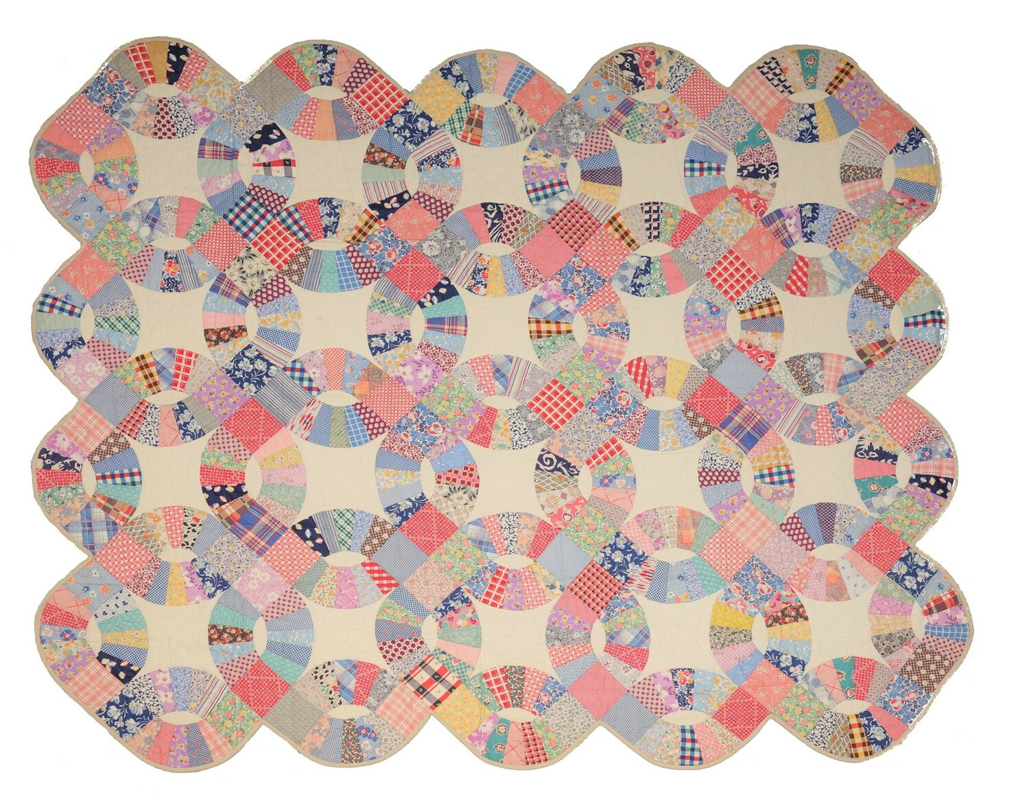 Double Wedding Ring quilt, USA, 1930s (TRC 2018.2408).