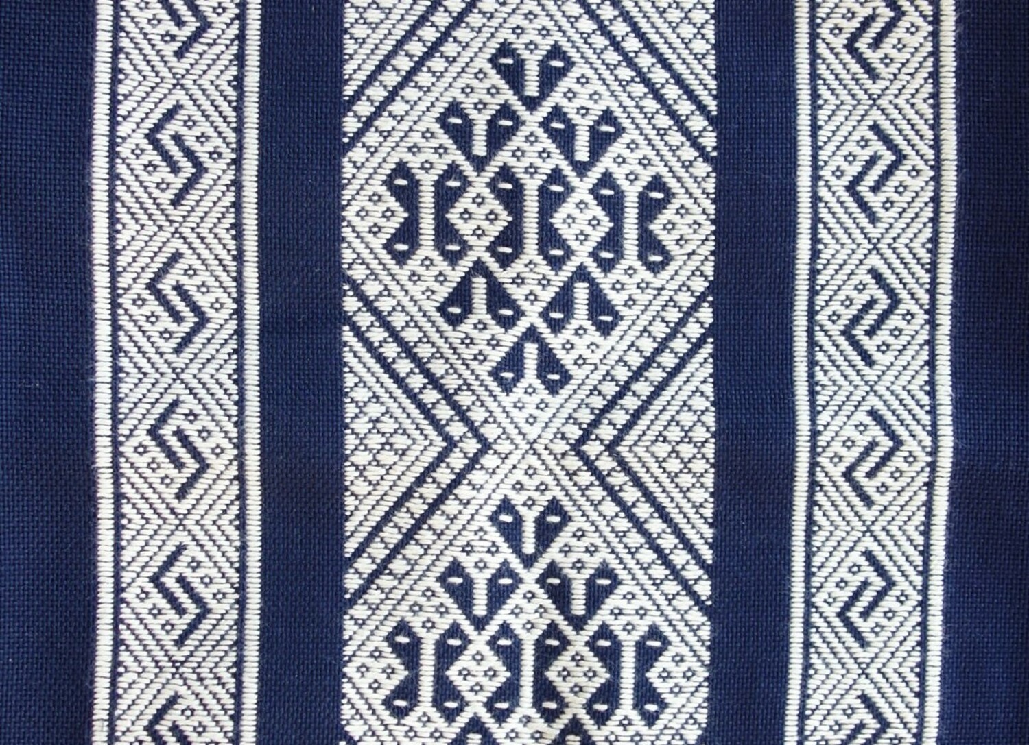 Cotton cushion cover, kogin-zashi, made by Misao Kimura, late 20th century, Japan (TRC 2021.1274).