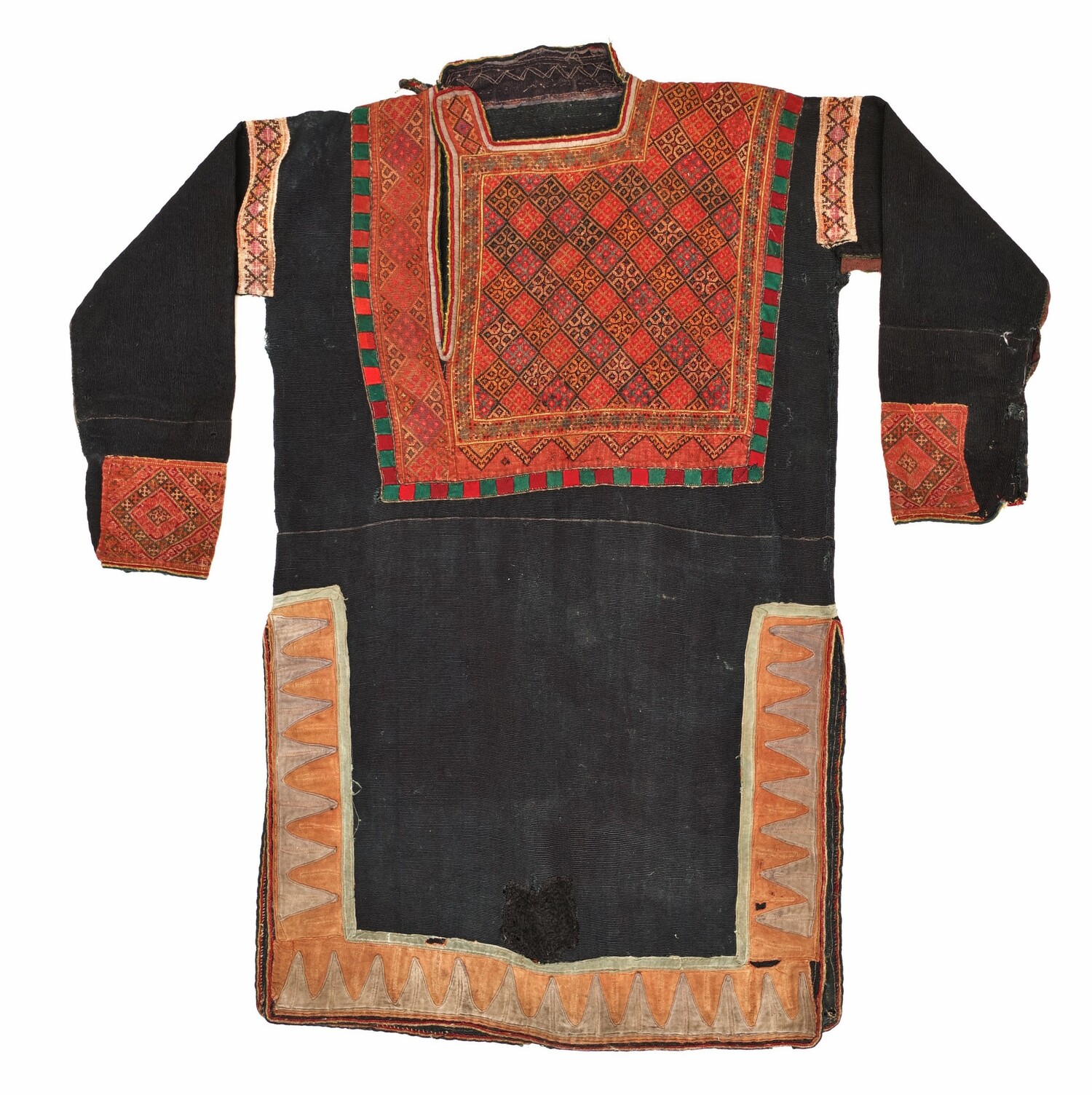 A Khevsureti man’s tunic (mid-20th century; TRC 2022.1090)