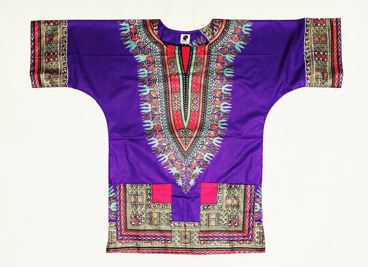 West African style top (dashiki). The garment is made from two lengths of Vlisco cloth that is especially printed for dashiki. The design is based on a mid-19th century Ethiopian form. The Netherlands, 2022 (TRC 2022.2298).