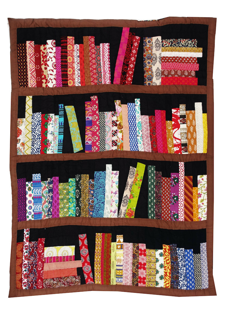Bookcase quilt, USA, late 20th century (TRC 2022.3129).