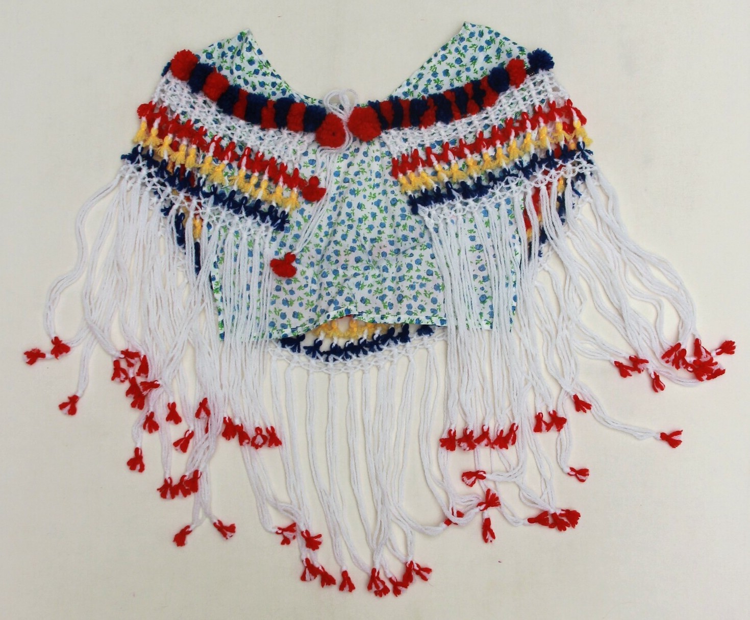 Shawl for Indian woman, Suriname, 1968 (TRC 2010.0359b).