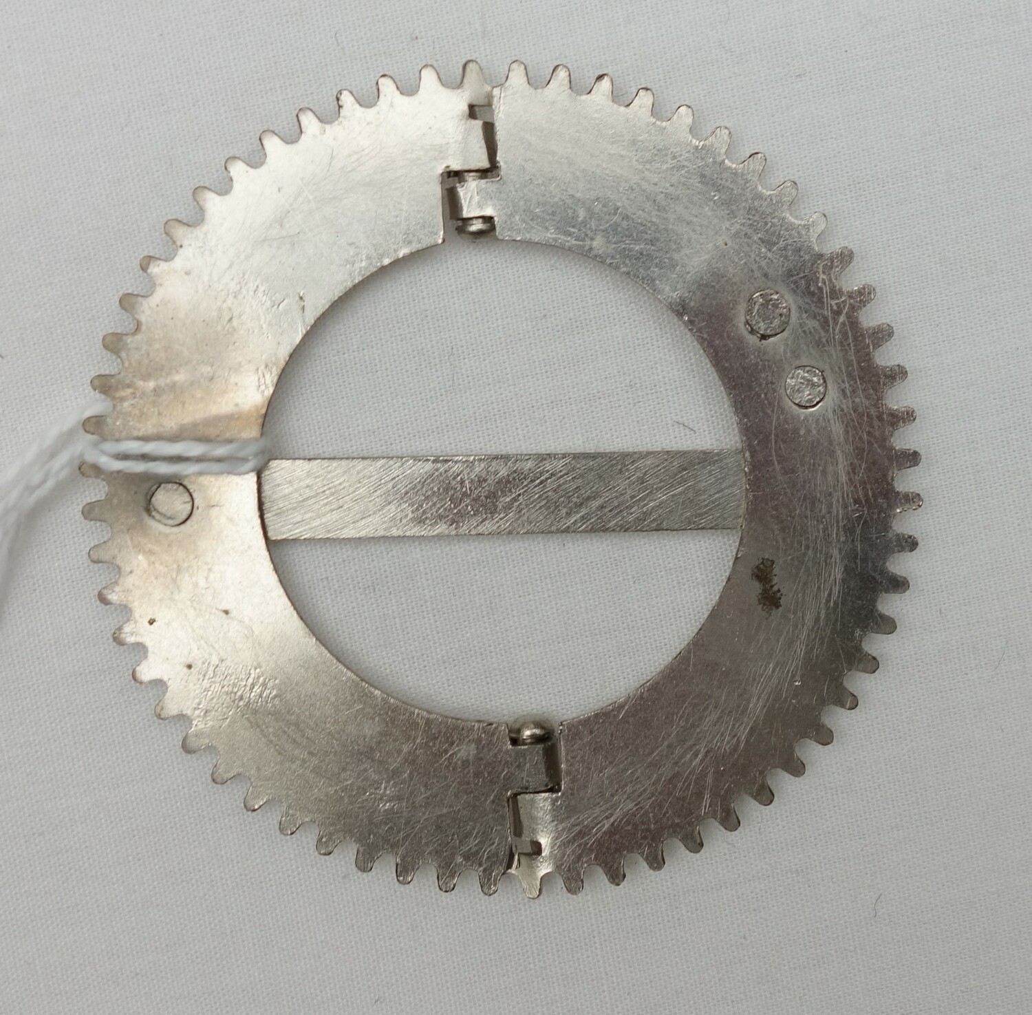 Tenerife lace metal wheel, early 20th century (TRC 2023.2316a).