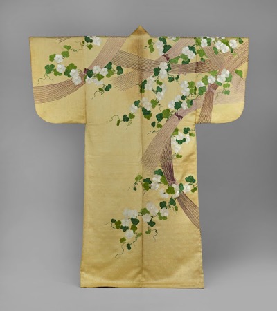 Nuihaku met maanbloemen en takkenbossen, Japan, 1700-1800, collectie Okura Museum of Art
